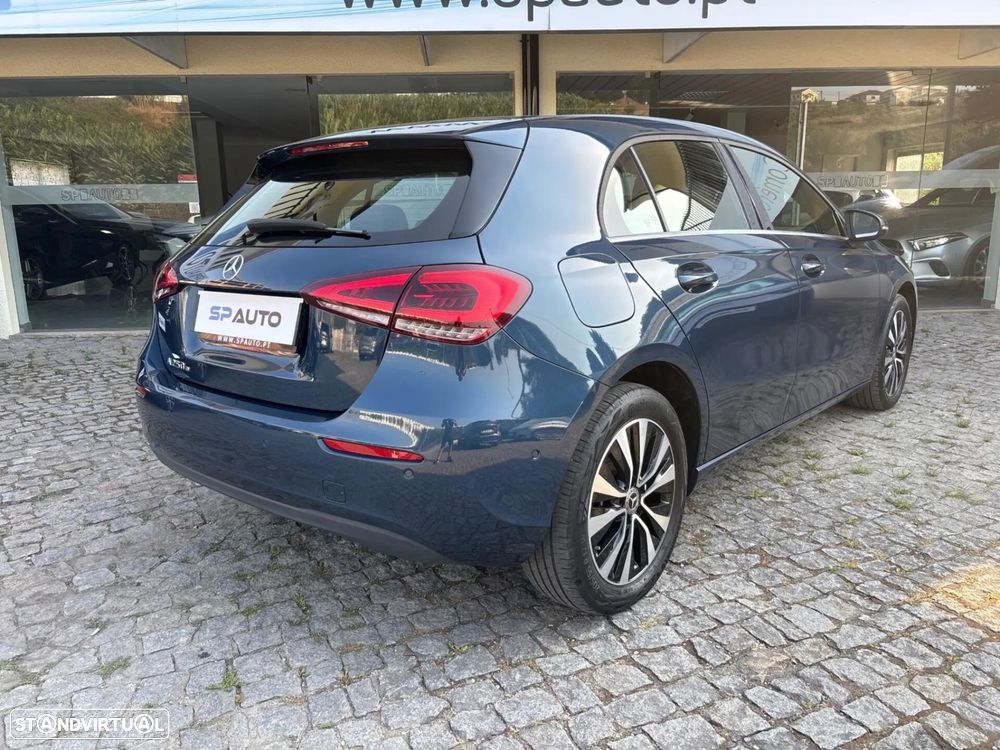 Mercedes-Benz A 250 — fotografia 5