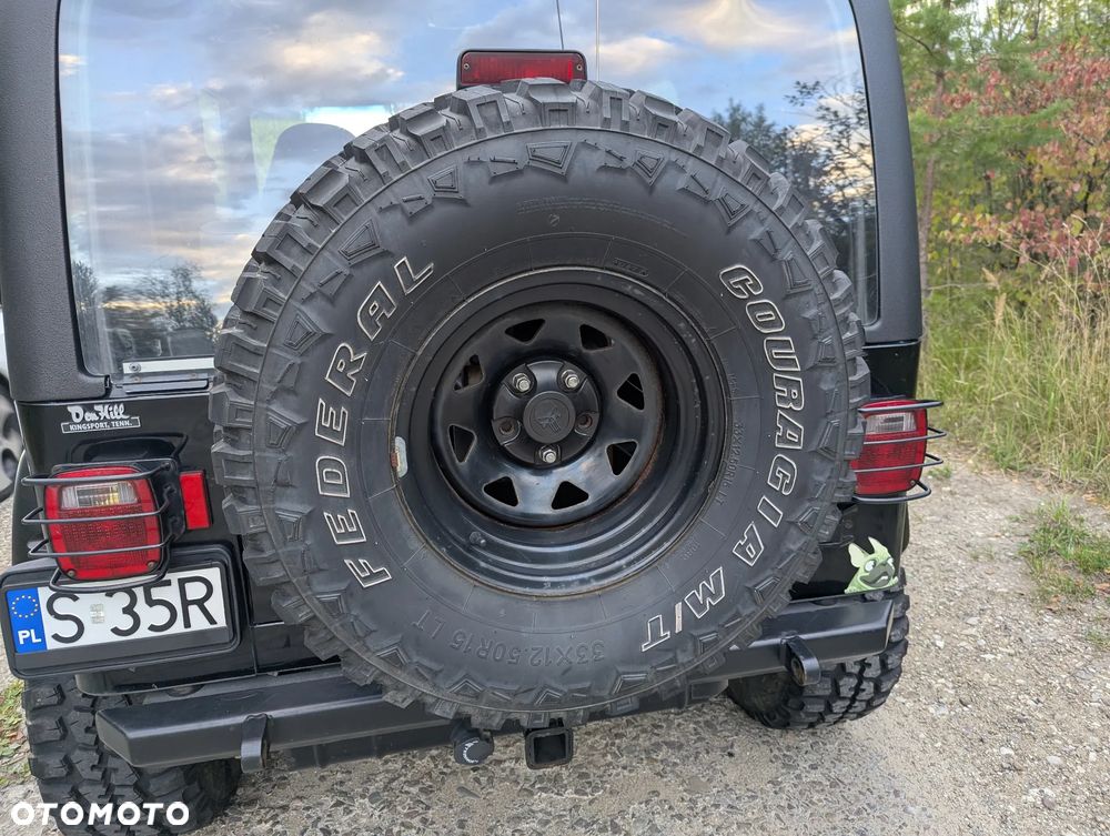 Jeep Wrangler - 30