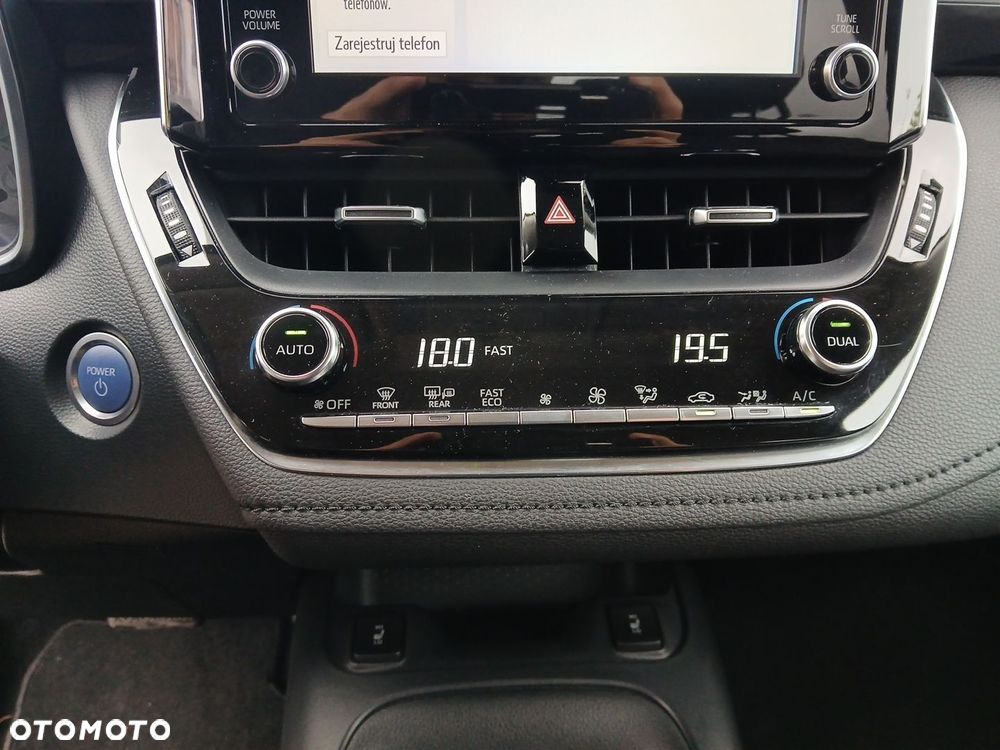 Toyota Corolla 1.8 Hybrid Comfort - 34