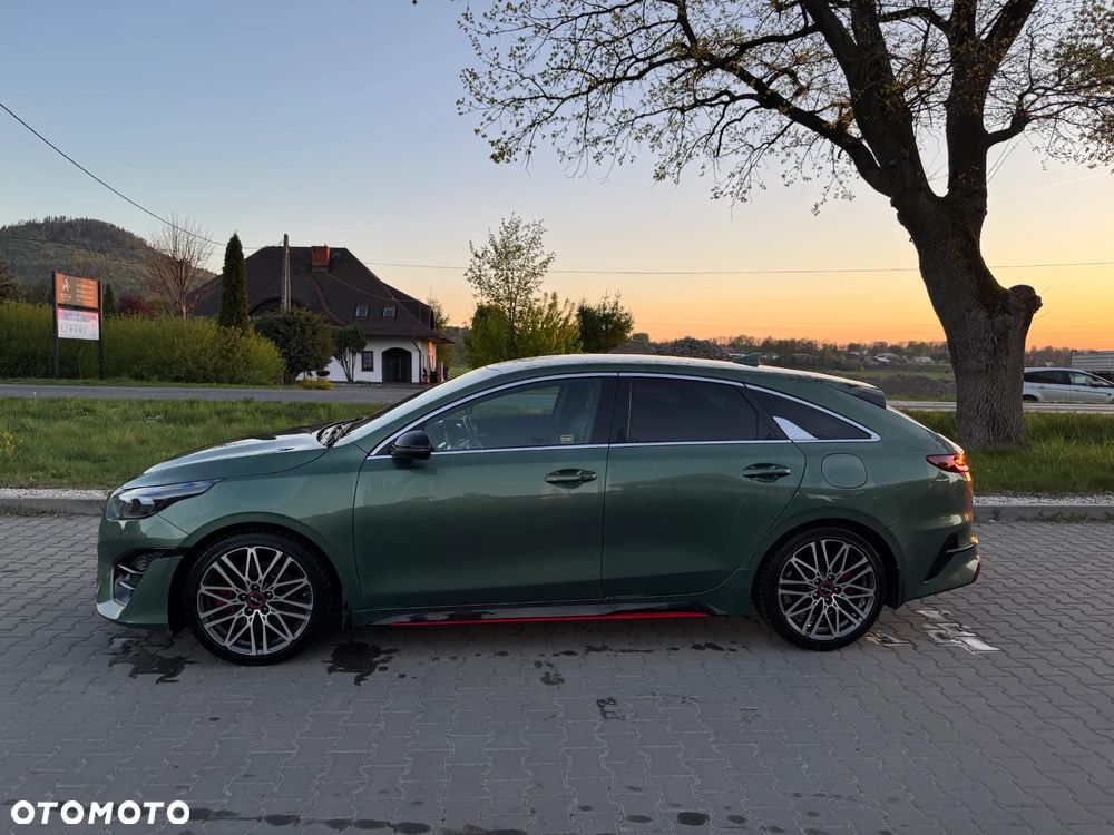 Kia ProCeed - 9