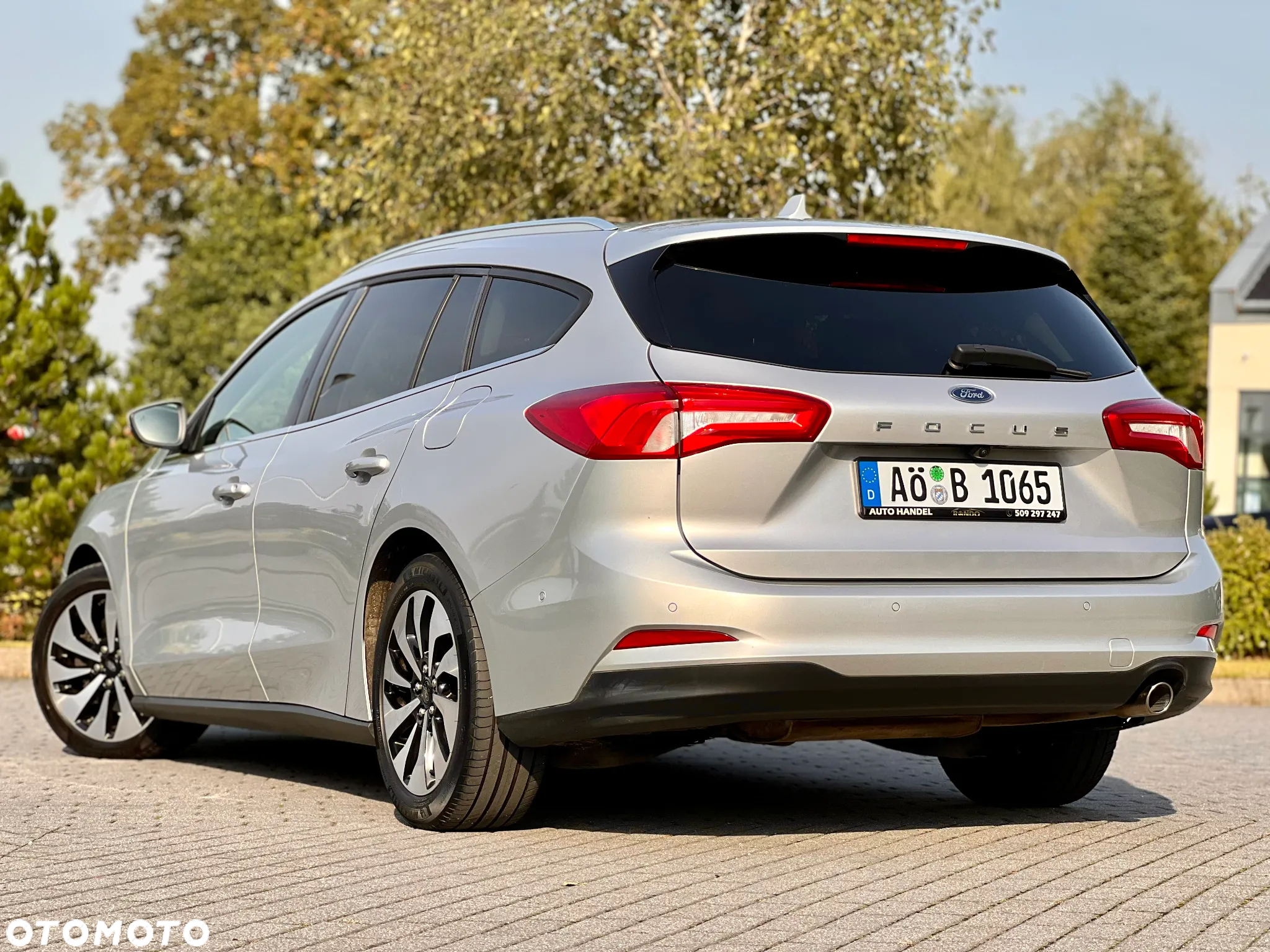 Ford Focus Turnier 1.5 EcoBlue Start-Stopp-System TITANIUM DESIGN - 18