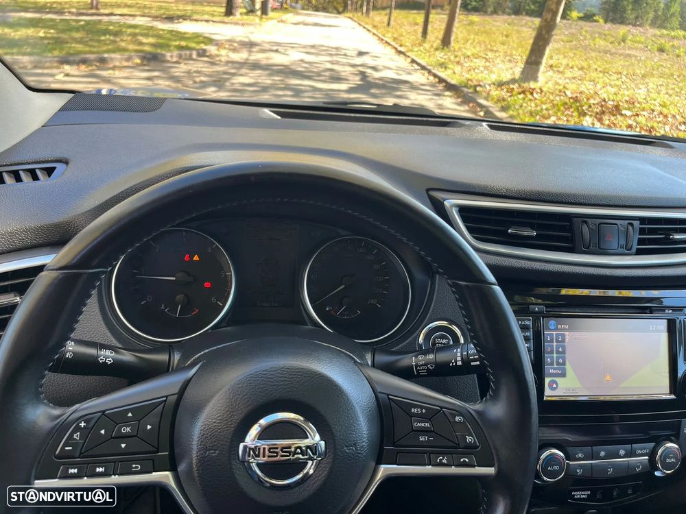 Nissan Qashqai 1.5 dCi N-Connecta RS+PS - 20