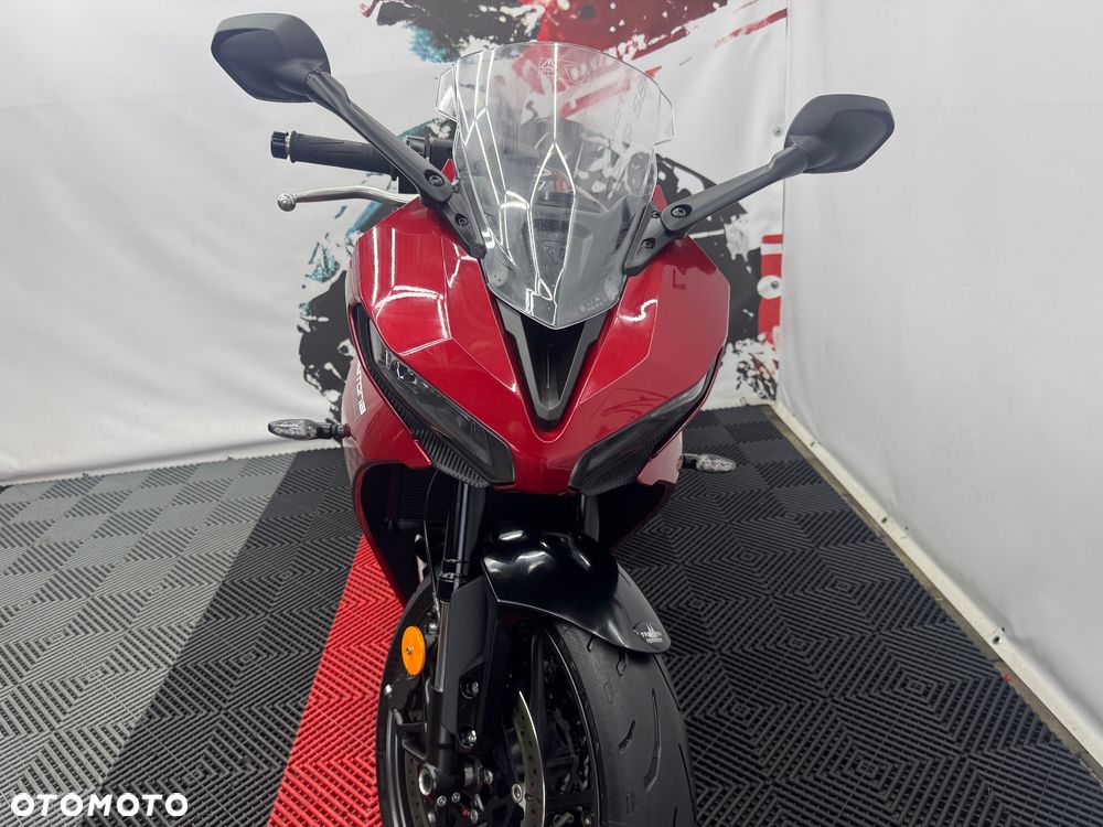 Triumph Daytona - 38