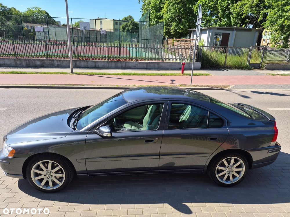 Volvo S60 2.4D Diament - 1