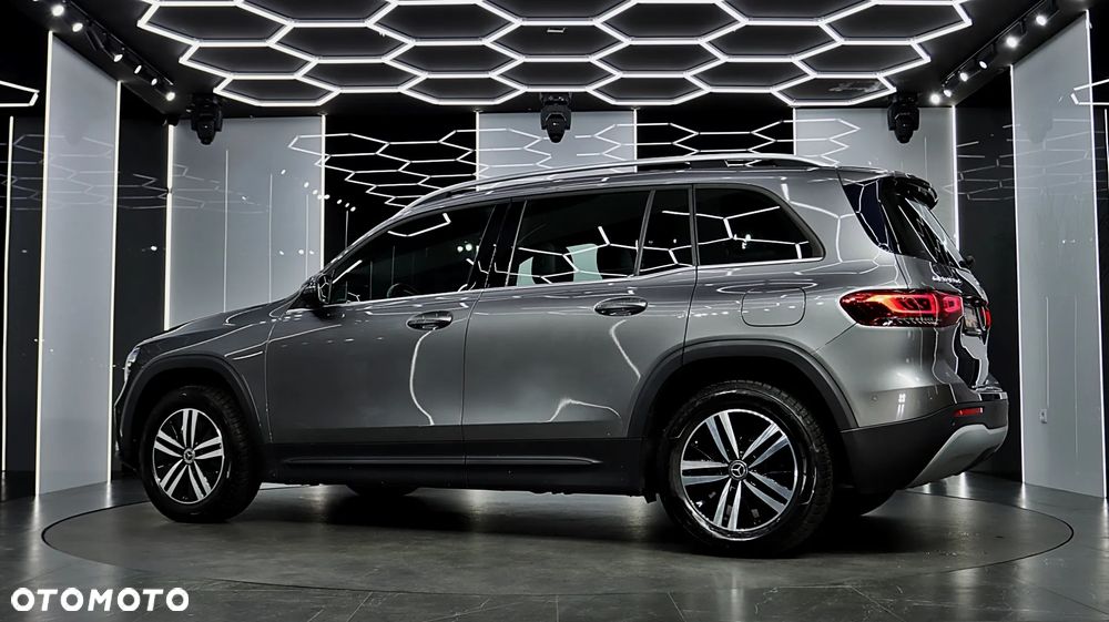 Mercedes-Benz GLB - 5