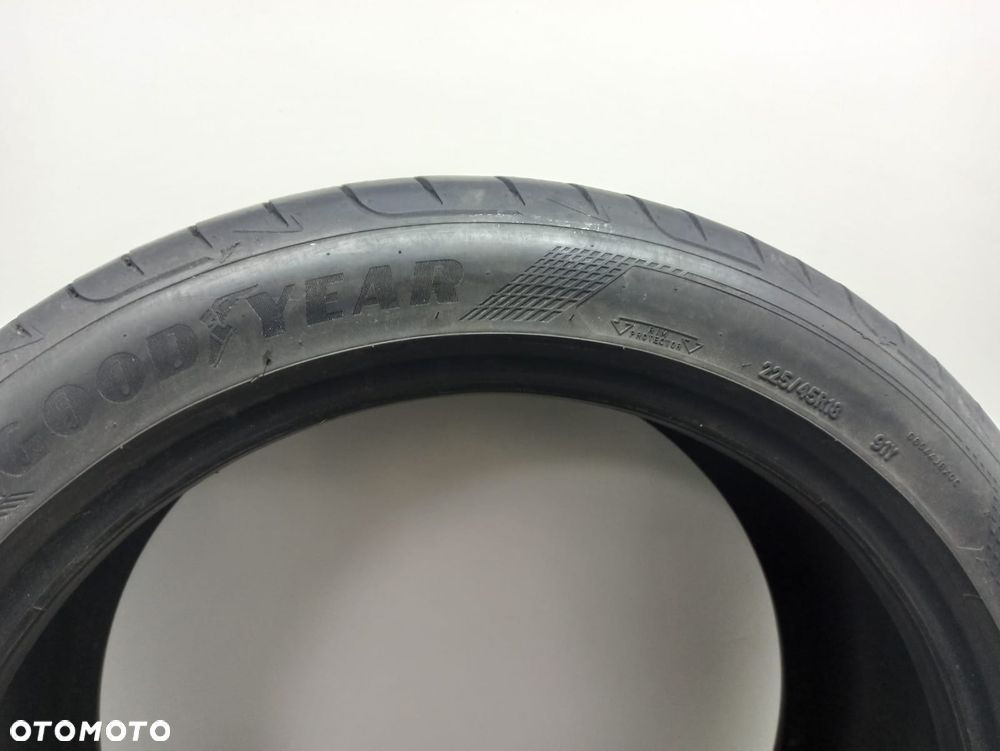 Opony letnie 225/45/18 Goodyear Eagle F1 - 7
