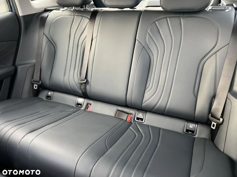 Geely Starray EM-i 1.5 PHEV Pro - 15