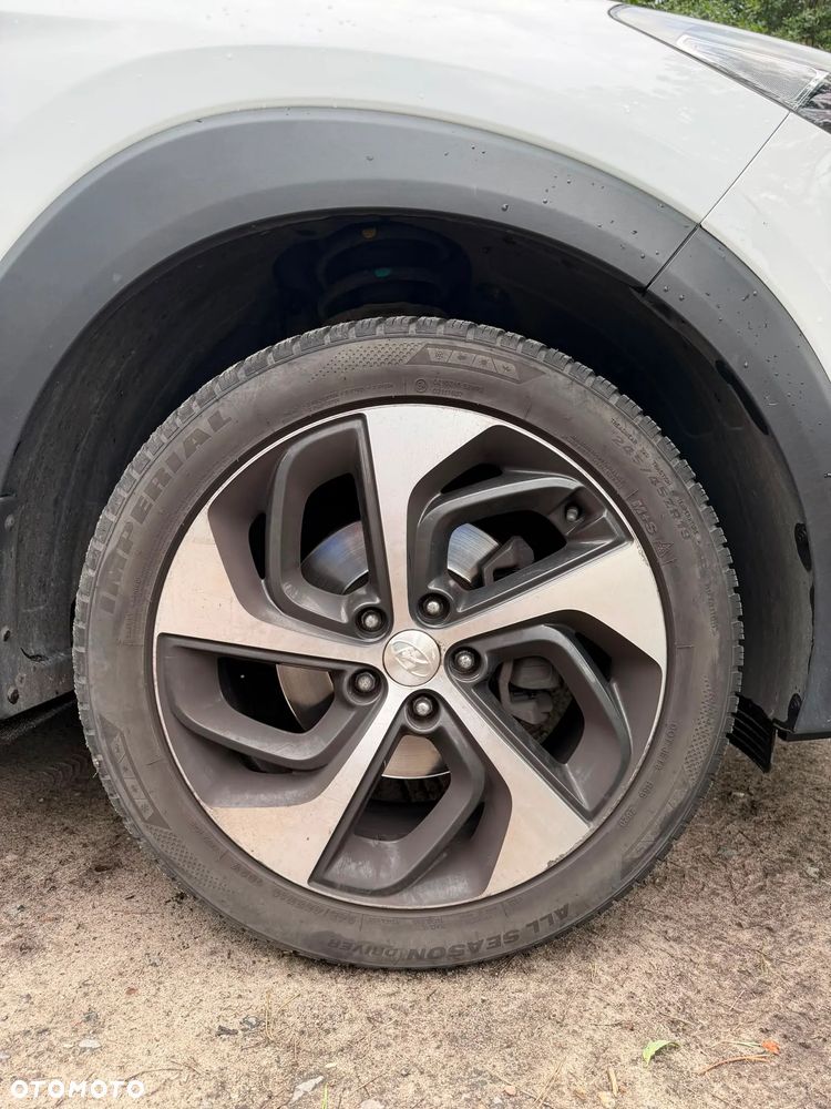 Hyundai Tucson 1.7 CRDI BlueDrive GO Plus 2WD DCT - 29