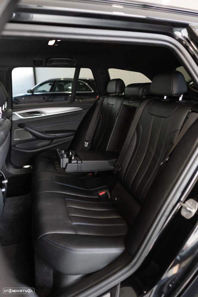 BMW 520 d Pack M Auto - 29