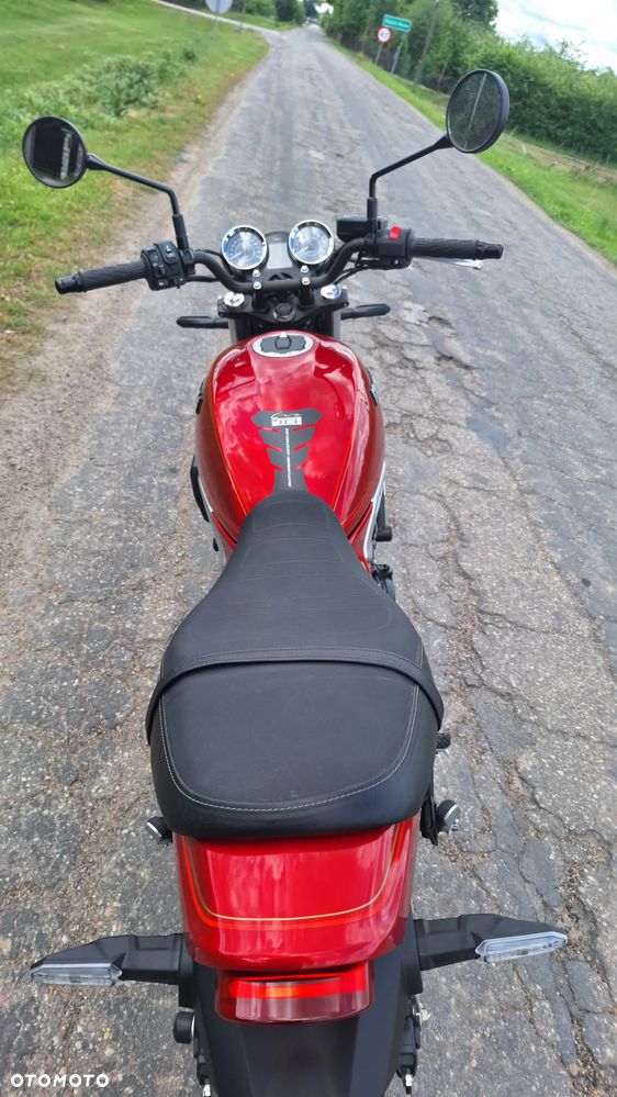 Kawasaki Z 650 RS - 19