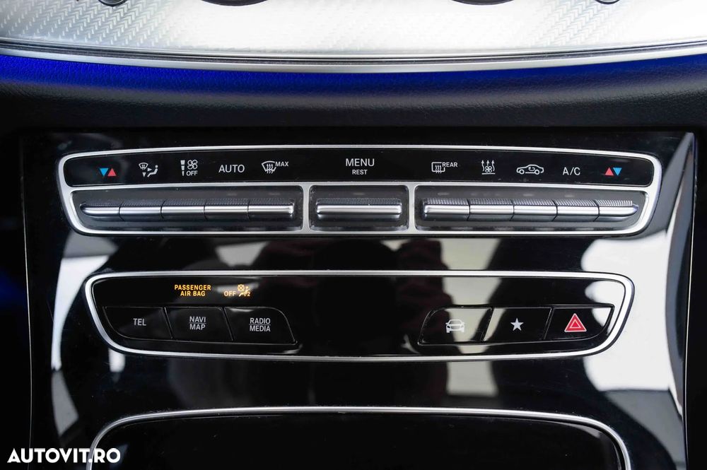Mercedes-Benz E 300 de 4Matic 9G-TRONIC Avantgarde - 34