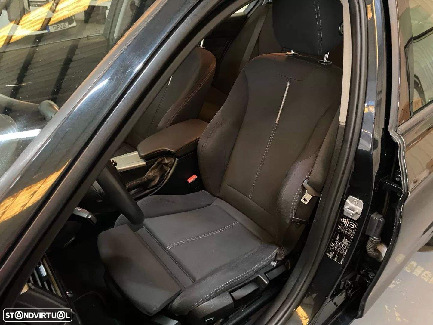BMW 320 d Auto Line Sport - 16