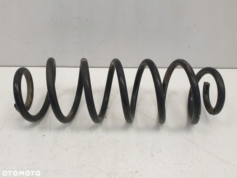 Skoda Rapid 1.6 TDI SPRŻYNA ZAWIESZENIA tył Kpl - 3