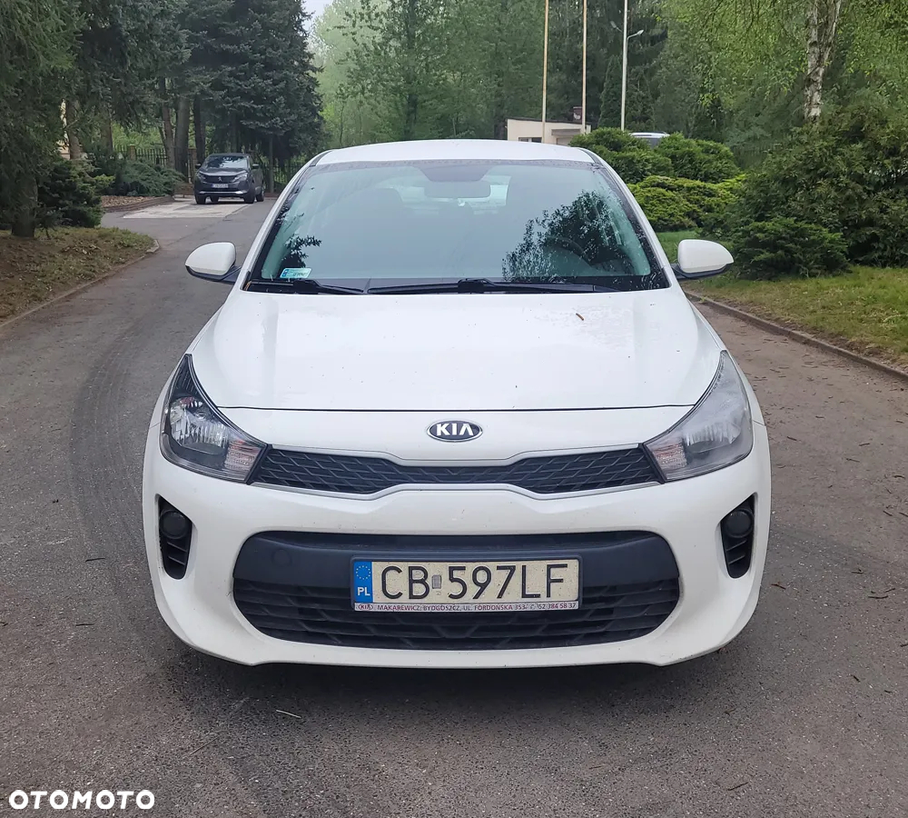 Kia Rio - 2
