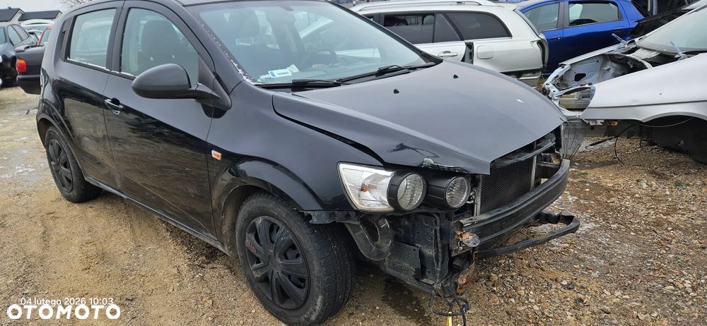 Chevrolet Aveo T300 1,2 benzyna 63kW 86KM 2012r GAR 5d hatchback - 4