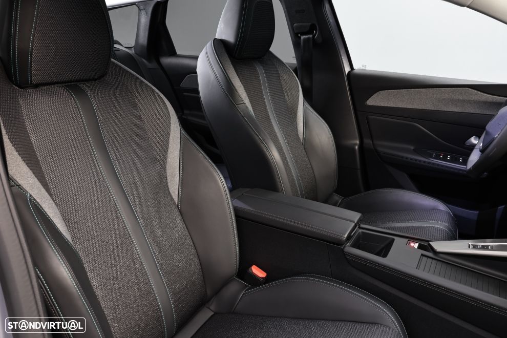 Peugeot 308 SW 1.2 PureTech Allure EAT8 - 27