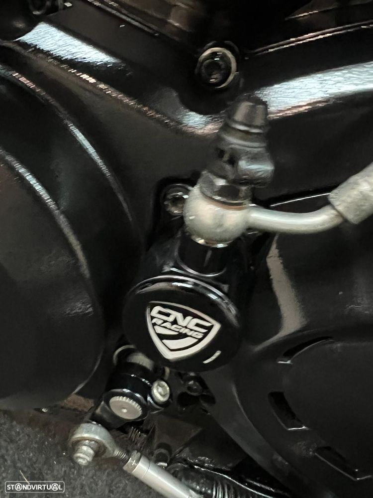 Ducati Diavel Carbon - 12