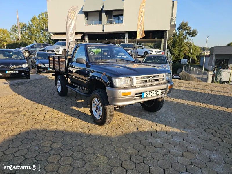 Toyota Hilux 2.4 D LN105L Cx Madeira - 2