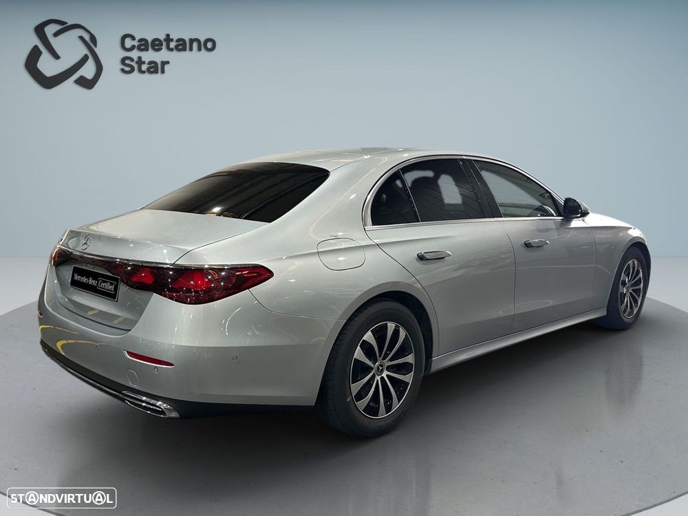 Mercedes-Benz E 220 d Avantgarde - 2