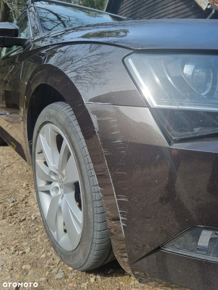 Skoda Superb 2.0 TDI 4x4 Style DSG - 9