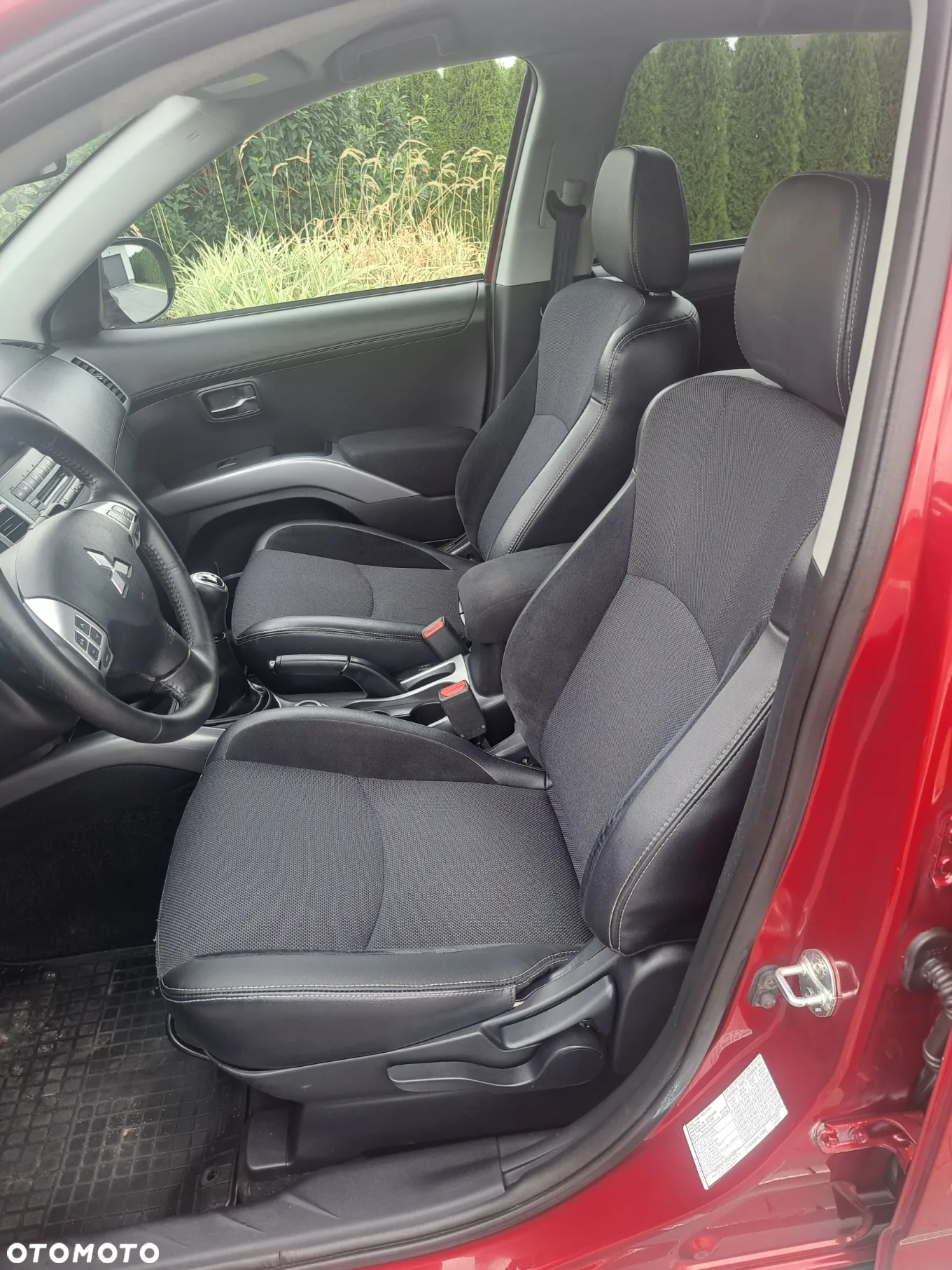 Mitsubishi Outlander - 20