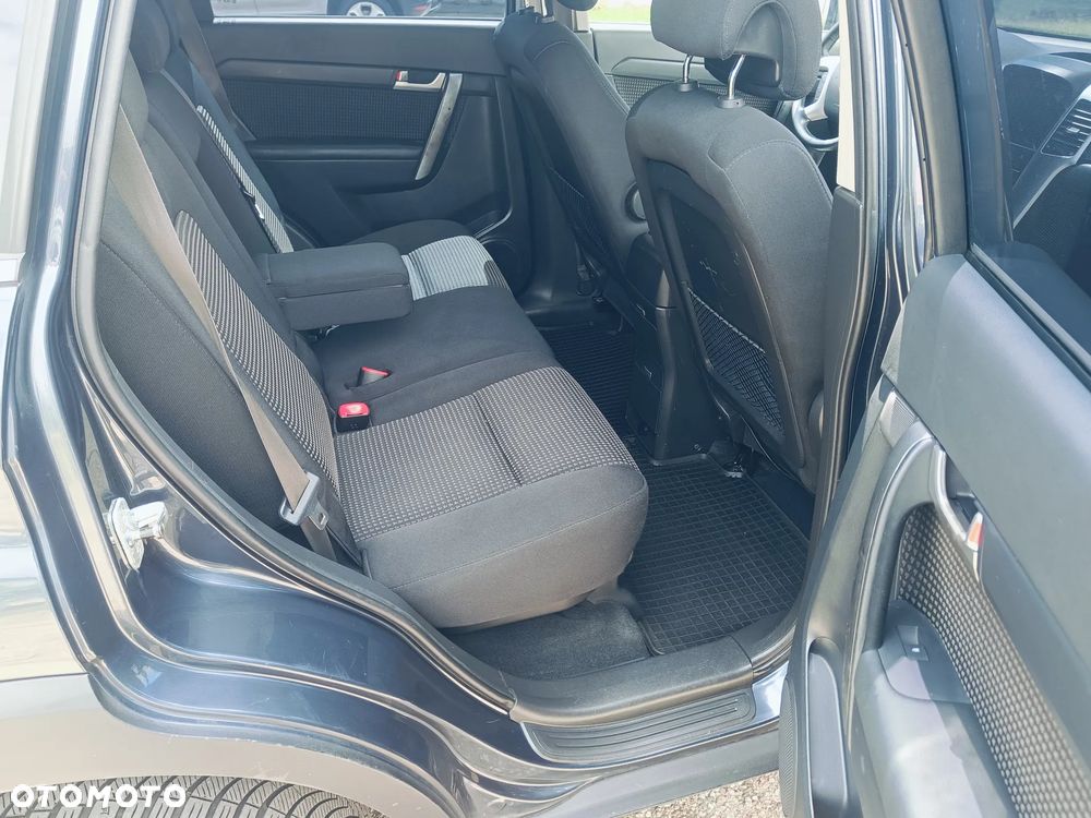 Chevrolet Captiva 2.4 2WD 5 Sitzer LS - 18