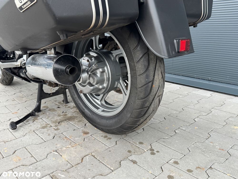 Kawasaki 1000 GTR - 16
