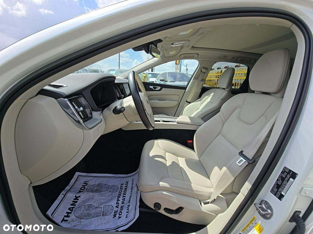 Volvo XC 60 B5 B AWD Plus Bright - 5