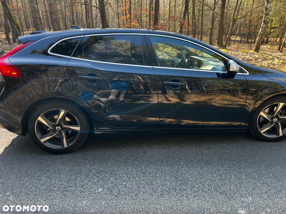 Volvo V40 D4 Drive-E R-Design Summum - 7