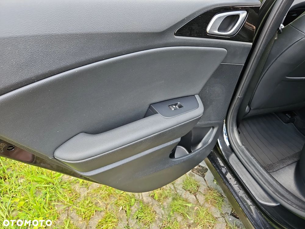 Kia Ceed 1.5 T-GDI Tribute - 26