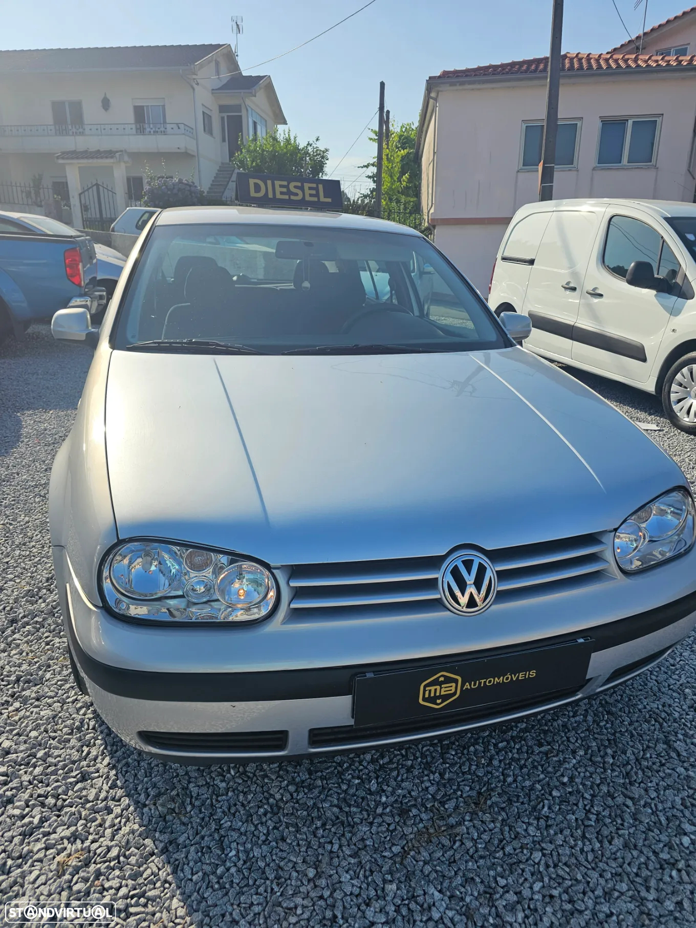 VW Golf 1.9 TDi Highline - 4