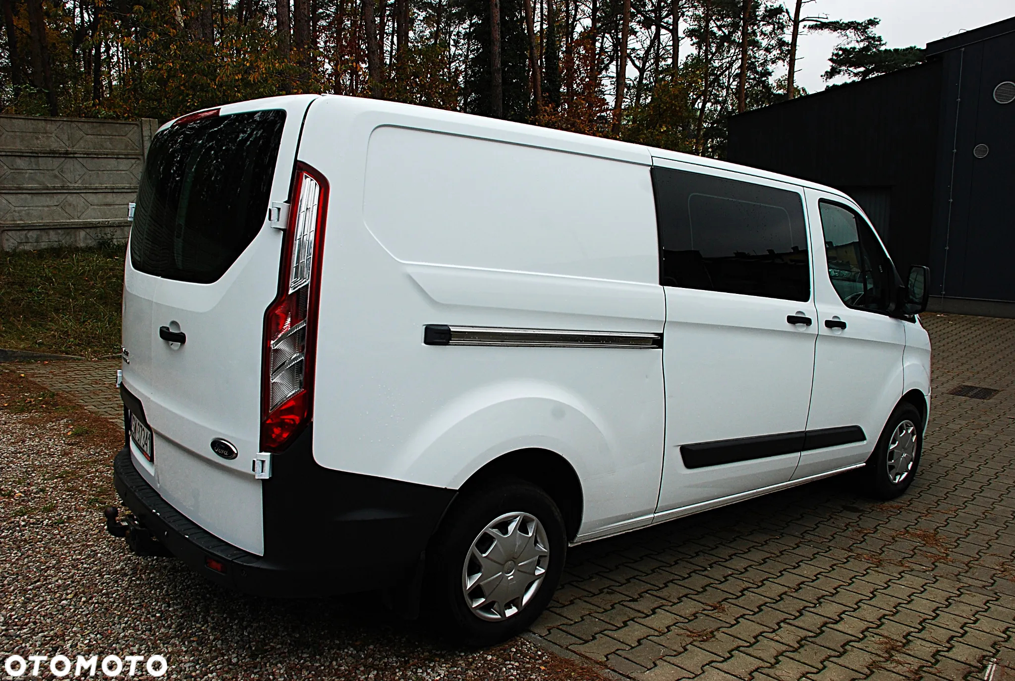 Ford TRANSIT CUSTOM - 16