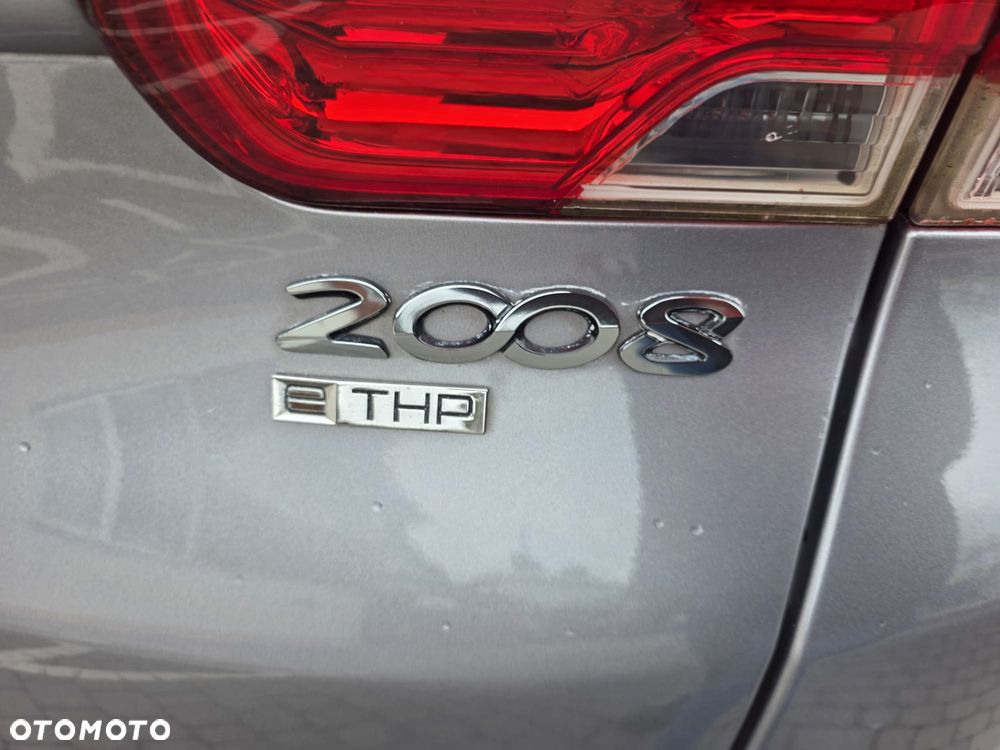 Peugeot 2008 - 32