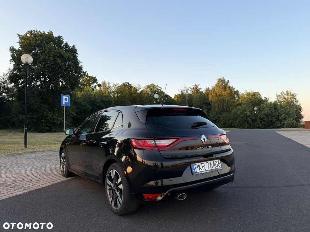 Renault Megane TCe 140 GPF EDC INTENS - 13
