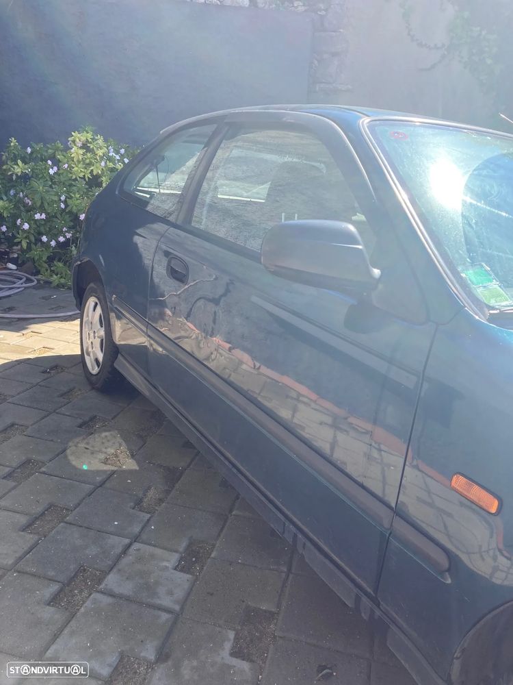 Honda Civic 1.4i S - 4