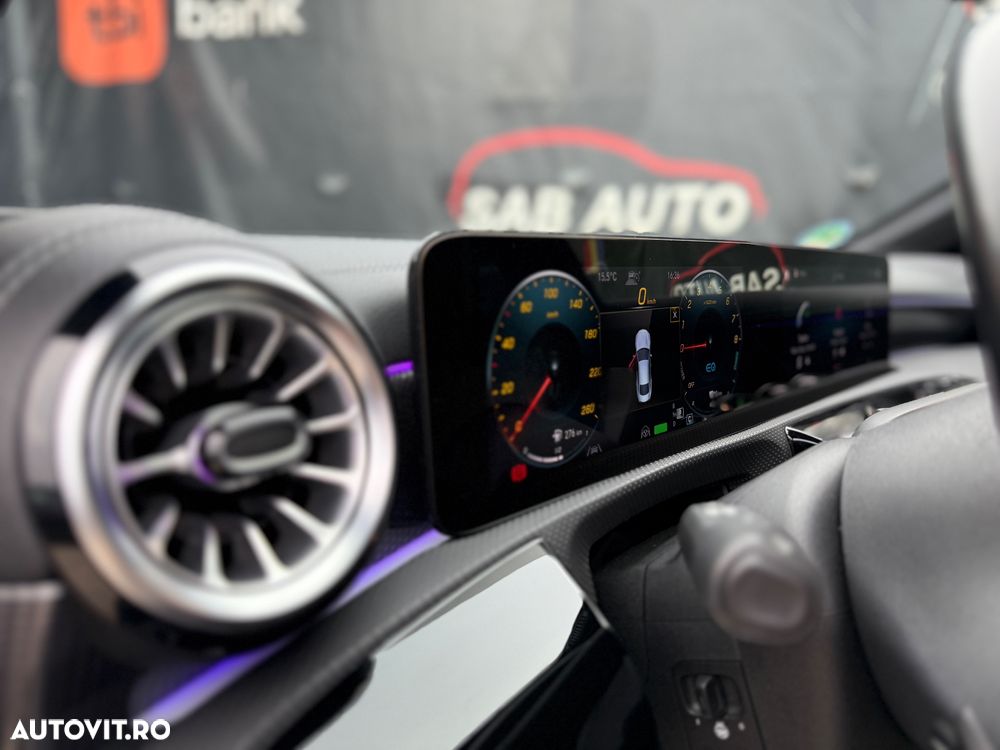 Mercedes-Benz CLA 250 e Coupe - 11