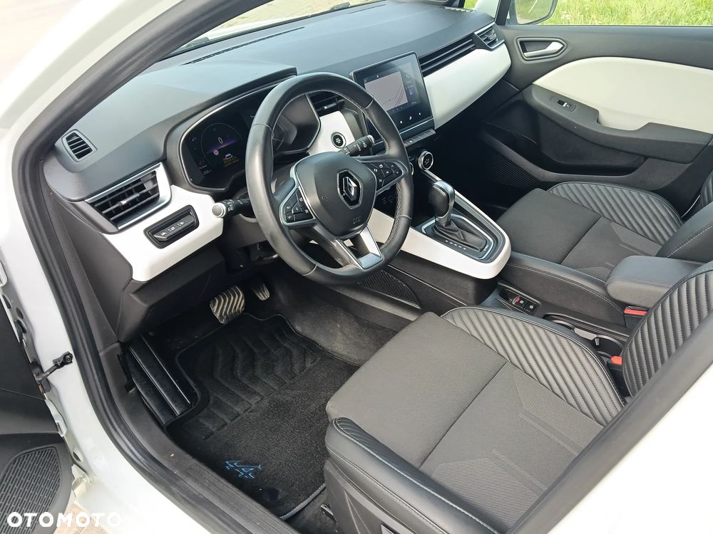 Renault Clio E-TECH 140 EXPERIENCE - 18