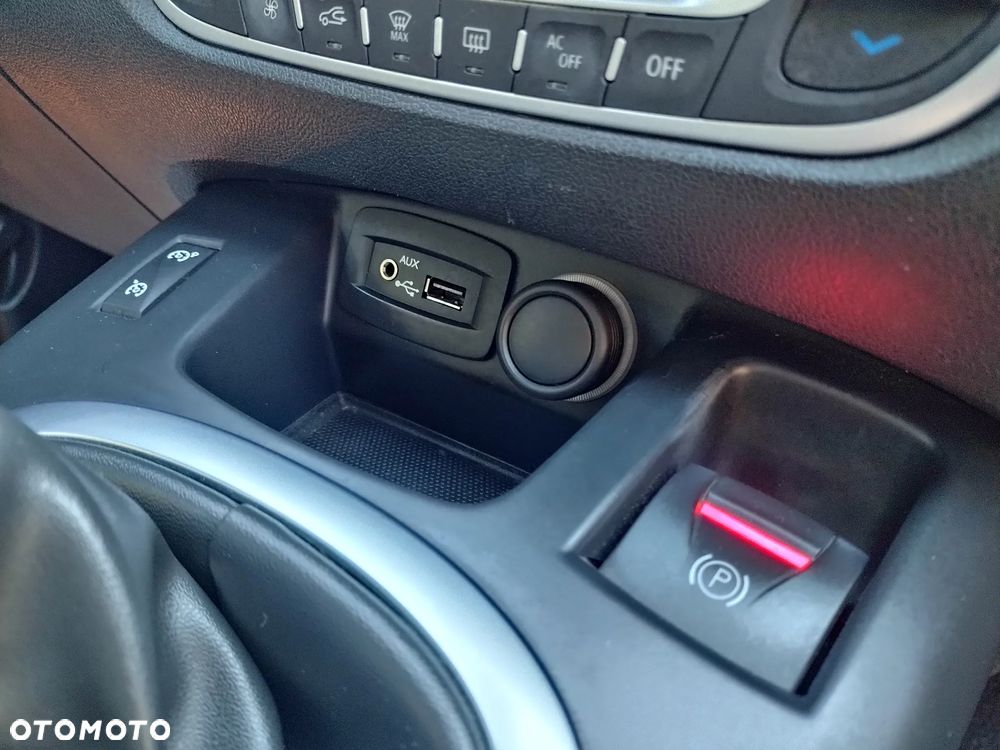 Renault Scenic 1.4 16V TCE Bose Edition - 15