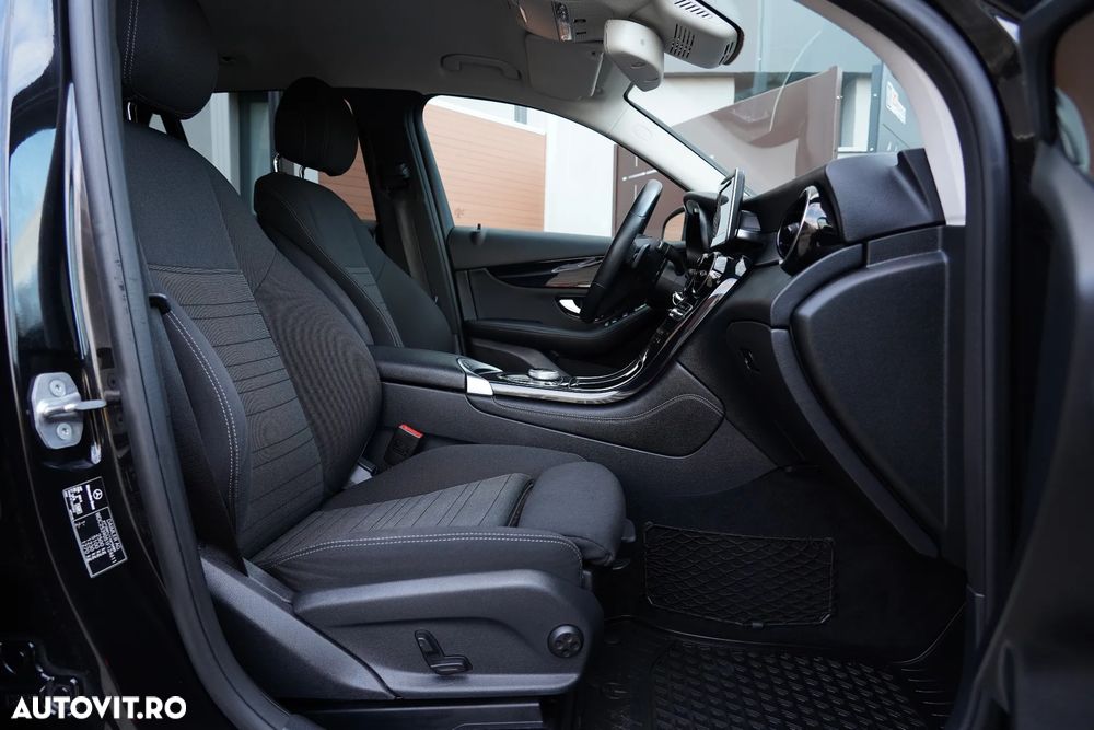 Mercedes-Benz GLC 220 d 4MATIC 9G-TRONIC - 8