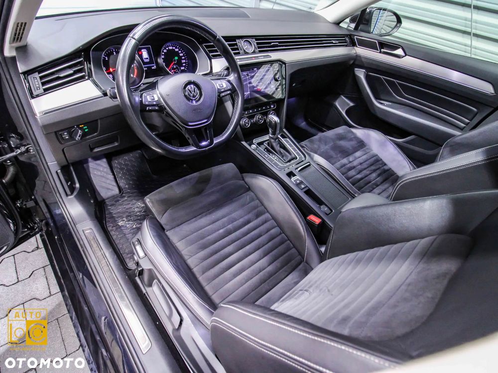 Volkswagen Passat 2.0 TDI SCR DSG Highline - 17