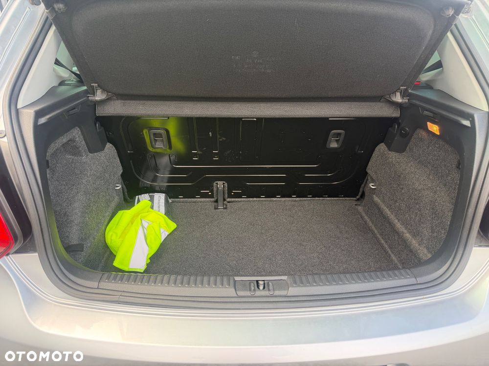 Volkswagen Polo 1.2 Style - 4