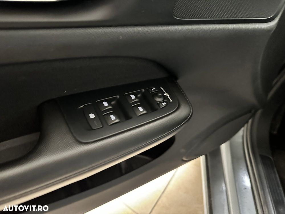 Volvo V60 D3 DRIVe Kinetic - 18