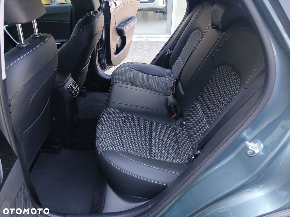 Kia XCeed 1.5 T-GDI L Business Line - 29