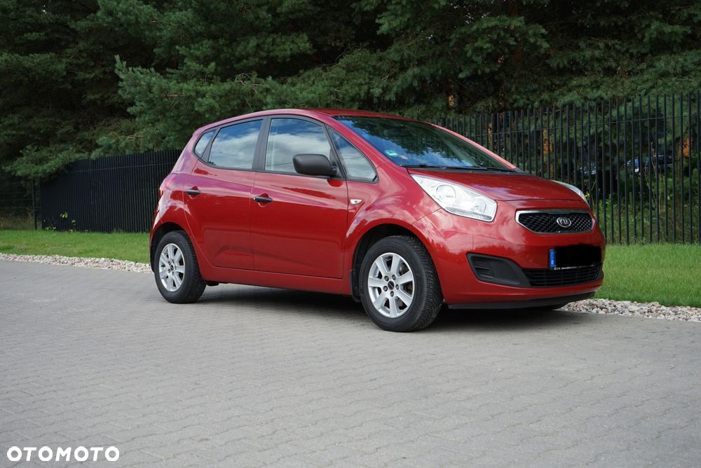 Kia Venga - 25