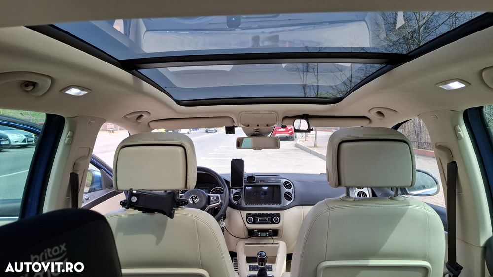 Volkswagen Tiguan 2.0 TDI DPF 4Motion BlueMotion Technology Sport & Style - 33