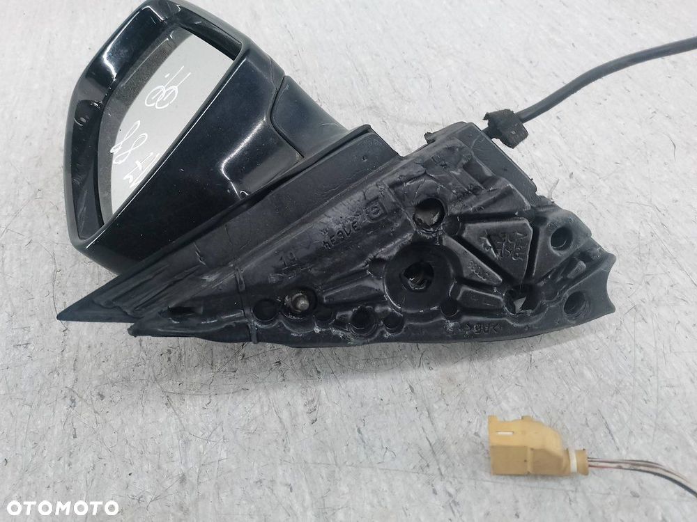 LUSTERKO PRAWE AUDI A4 B6 LY9B - 7