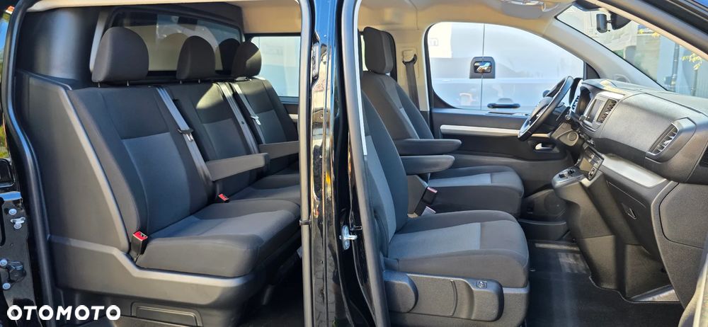 Opel Vivaro 2.0 177KM 5-osób Automat 8-biegów - 30