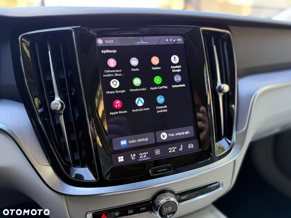 Volvo V60 B4 D Core - 25
