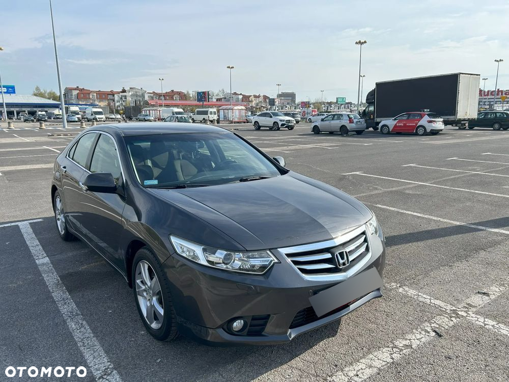 Honda Accord 2.0 Lifestyle - 8