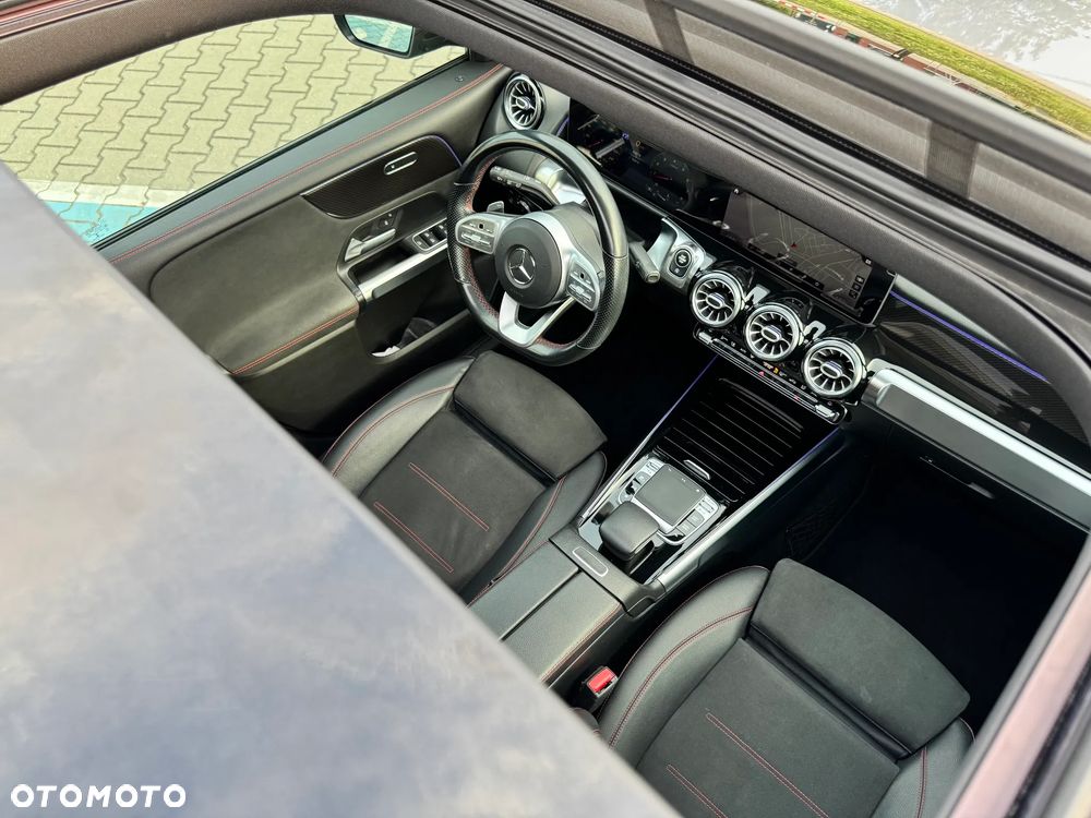 Mercedes-Benz GLB 200 AMG Line 7G-DCT - 20